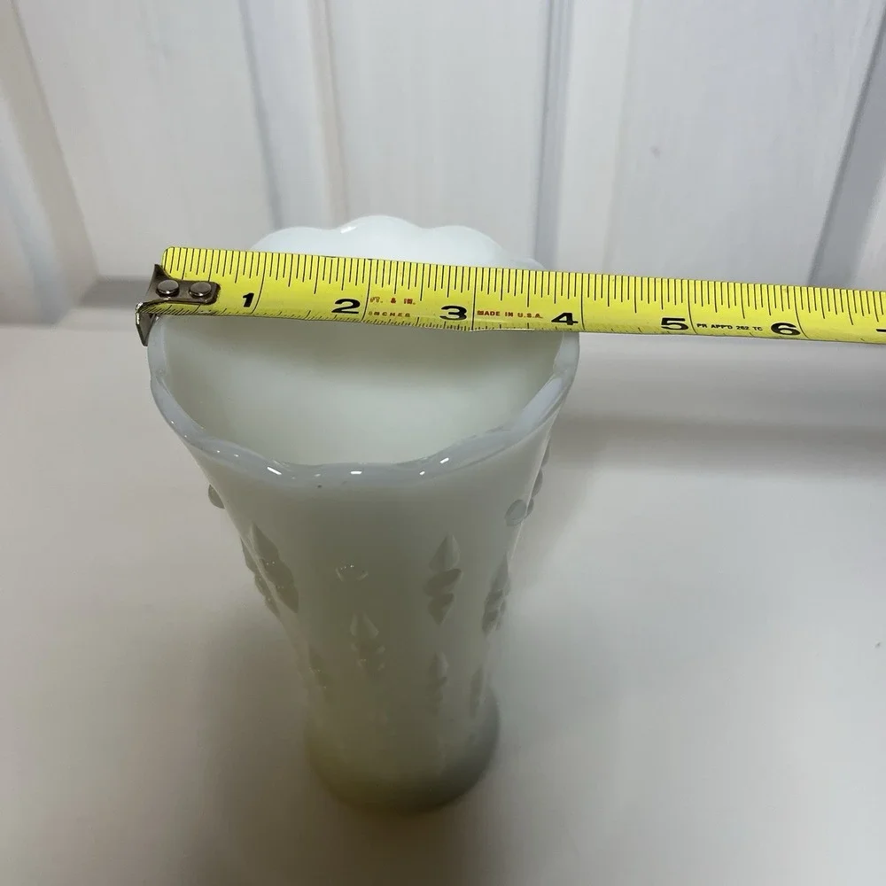 Vintage Anchor Hocking Milk Glass Vase Dots Teardrop Pattern Scalloped Edge